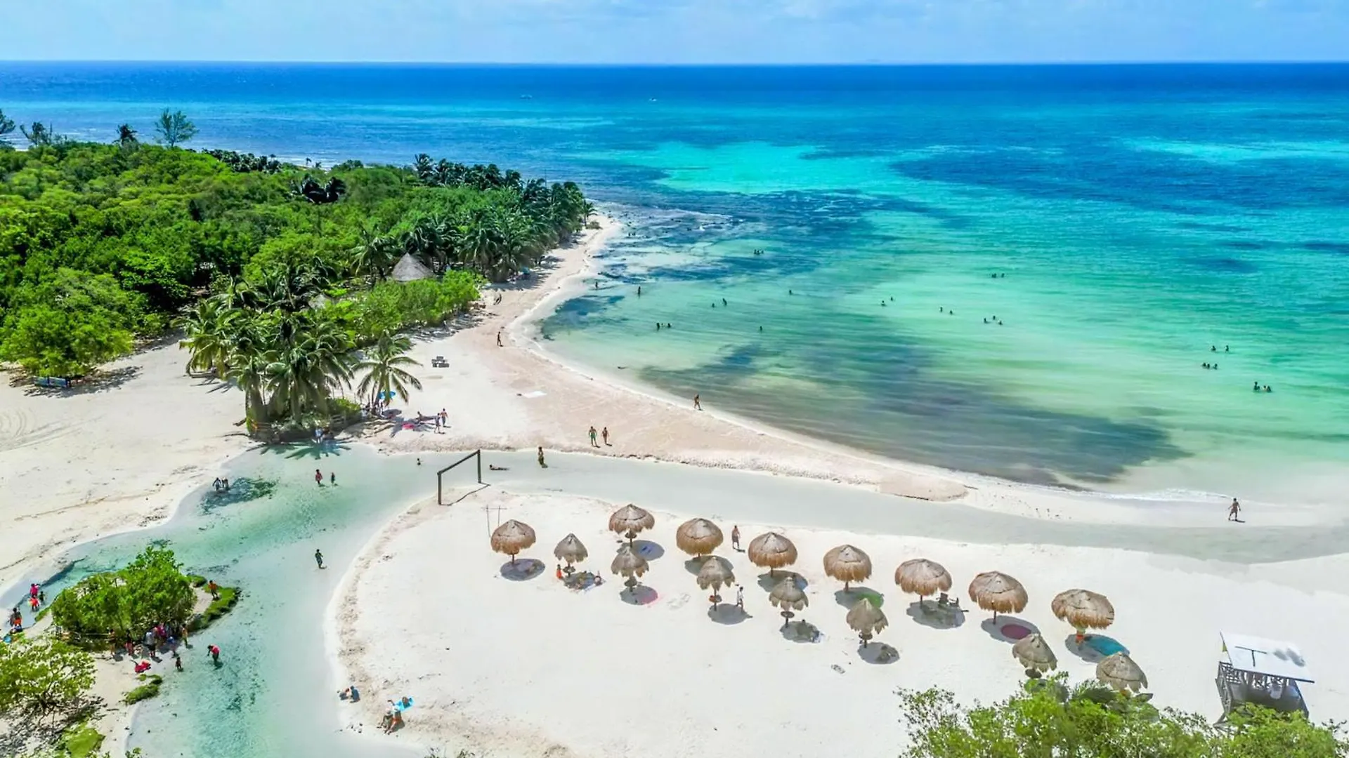 B4 Romantic Beachside Escape Ubud Theme Memory Foam King Bed Kitchen Ac Playa del Carmen